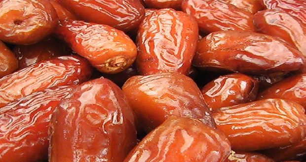 Eat Dates and Prevent Heart Diseases, Lower Your Pressure and Cholesterol