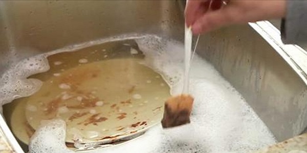 VIDEO: 6 Clever Ways To Re-use Tea Bags