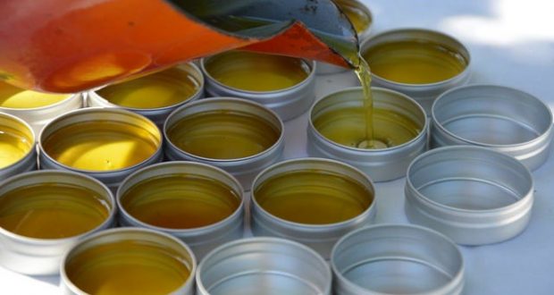 Natural Balm That Keeps Migraine and All Sorts of Headaches Away!