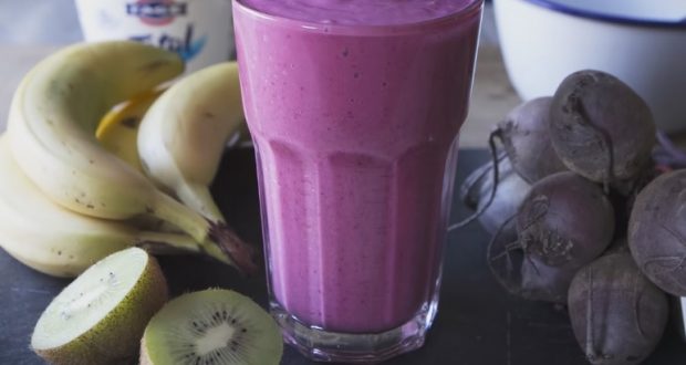 Video: Amazing DIY Pregnancy Smoothie. It’s Delicious and Full of Nutrients!