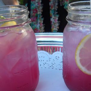 How To Make Lavender Lemonade!