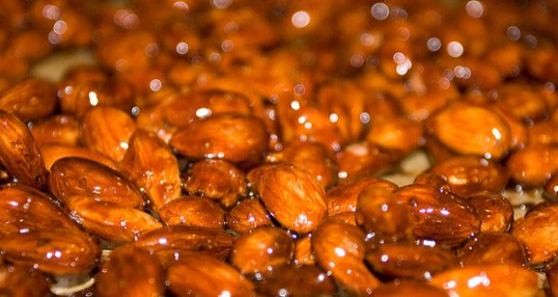 Extract Almonds’ Healthy Ingredients Using Only Water!