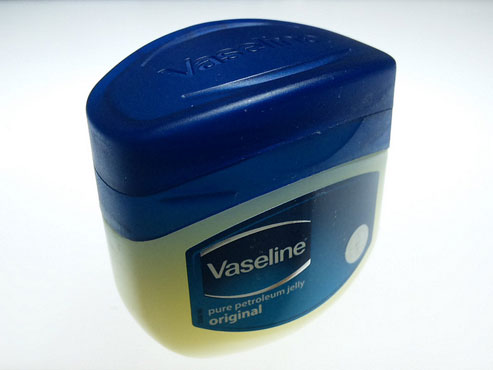 Vaseline: Cheap And Useful! How Can You Use It?